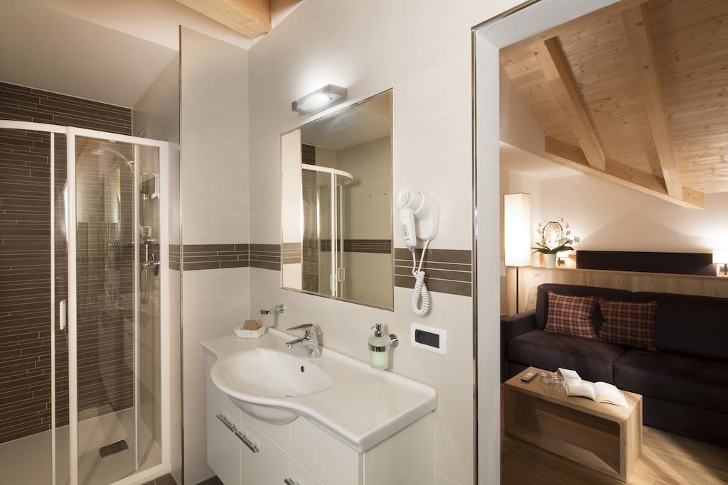 Hotel Comploj Adults Only Selva di Val Gardena Pokój zdjęcie