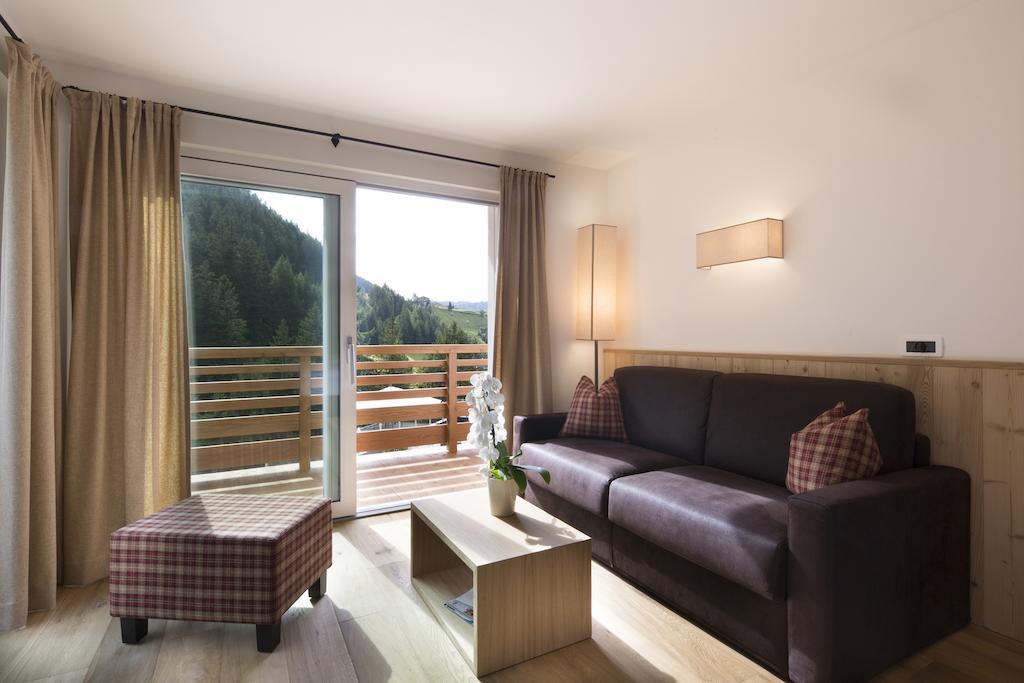 Hotel Comploj Adults Only Selva di Val Gardena Pokój zdjęcie