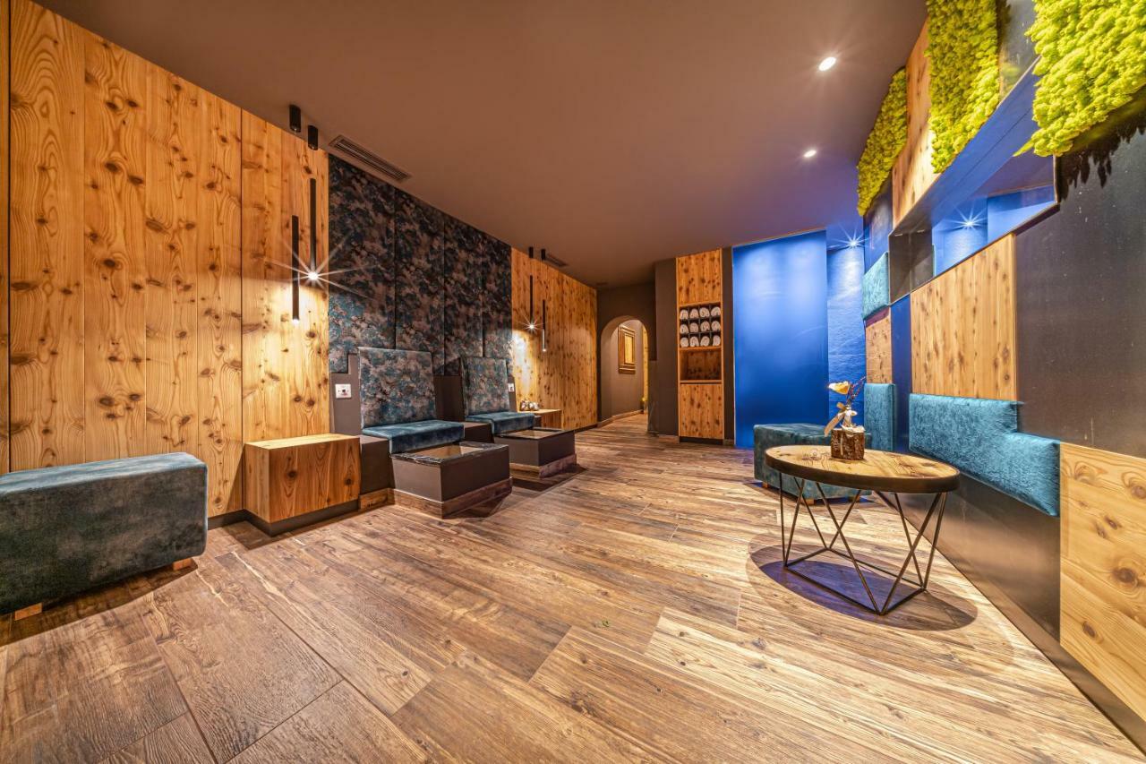 Hotel Comploj Adults Only Selva di Val Gardena Zewnętrze zdjęcie