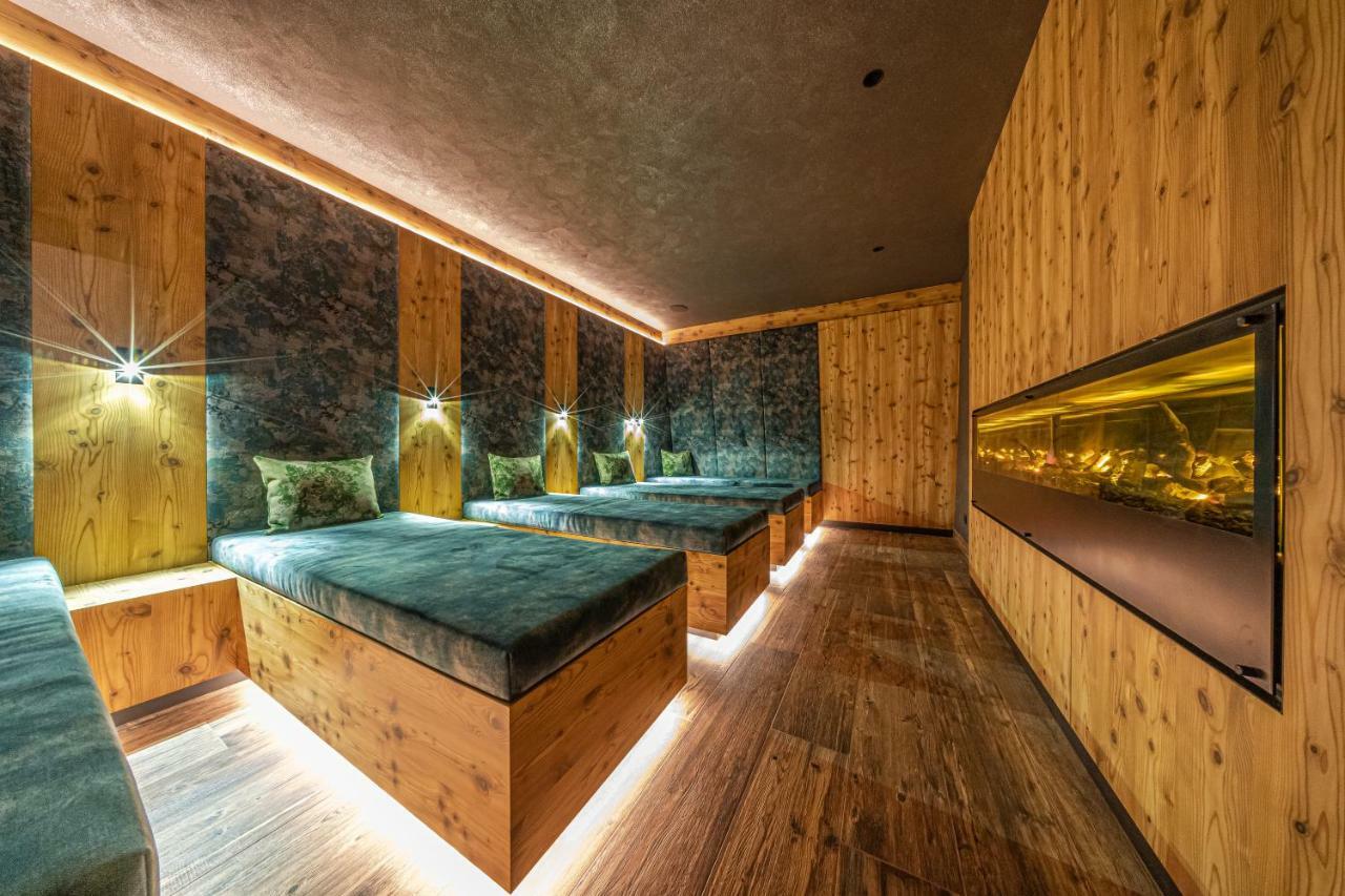 Hotel Comploj Adults Only Selva di Val Gardena Zewnętrze zdjęcie